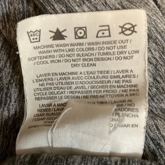 Nike Gray Long-Sleeve Quarter-Zip Dri-Fit Pullover - Picture 8 of 8